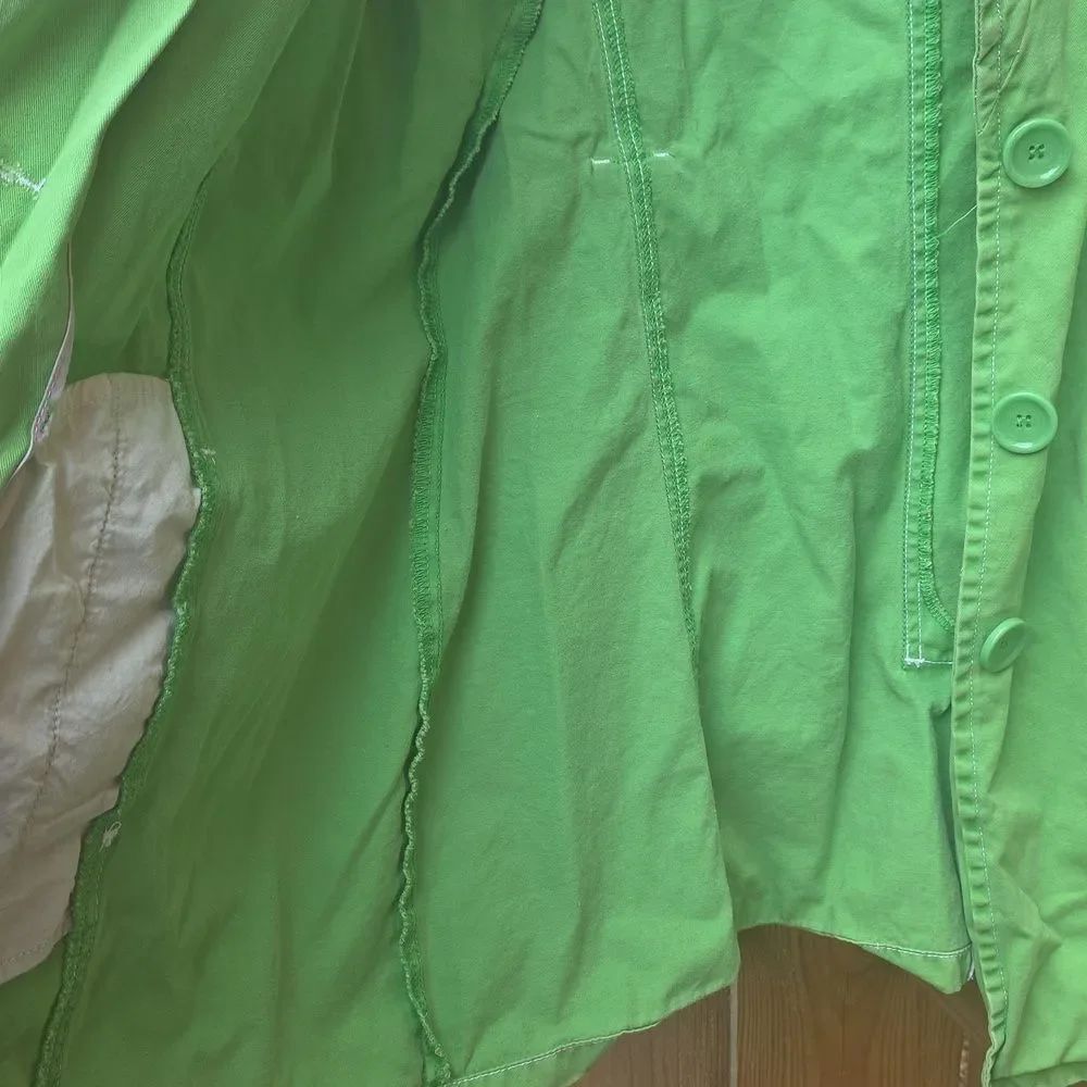 Green Jacket - Picture 4 of 6